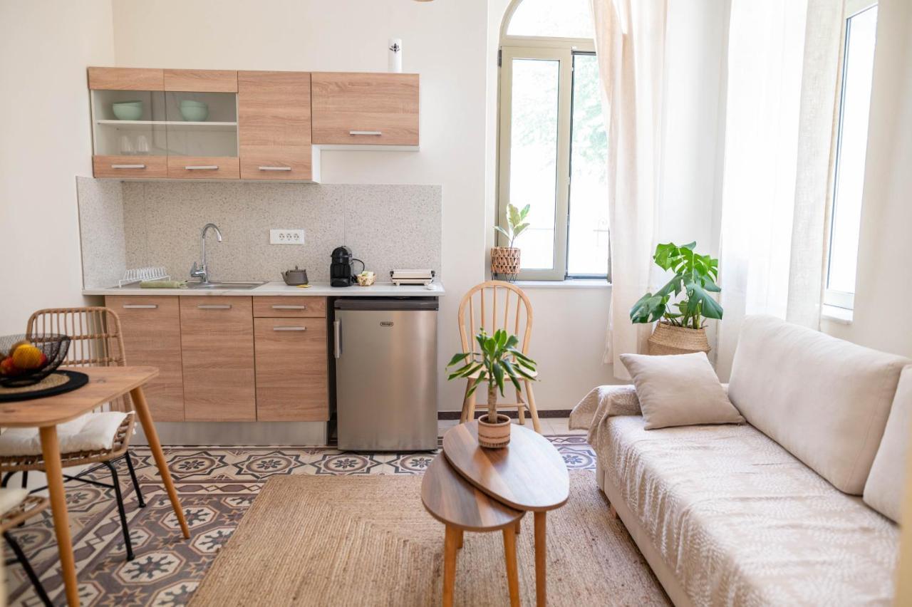 Kosnian City Suites Exteriér fotografie
